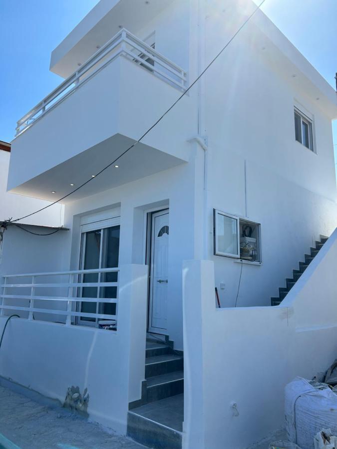 Chrisanthi Apartment
